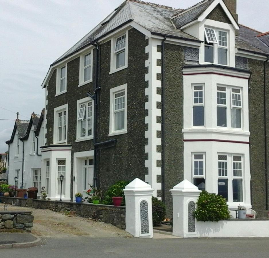 Hotel Craig-Y-Mor Criccieth Esterno foto