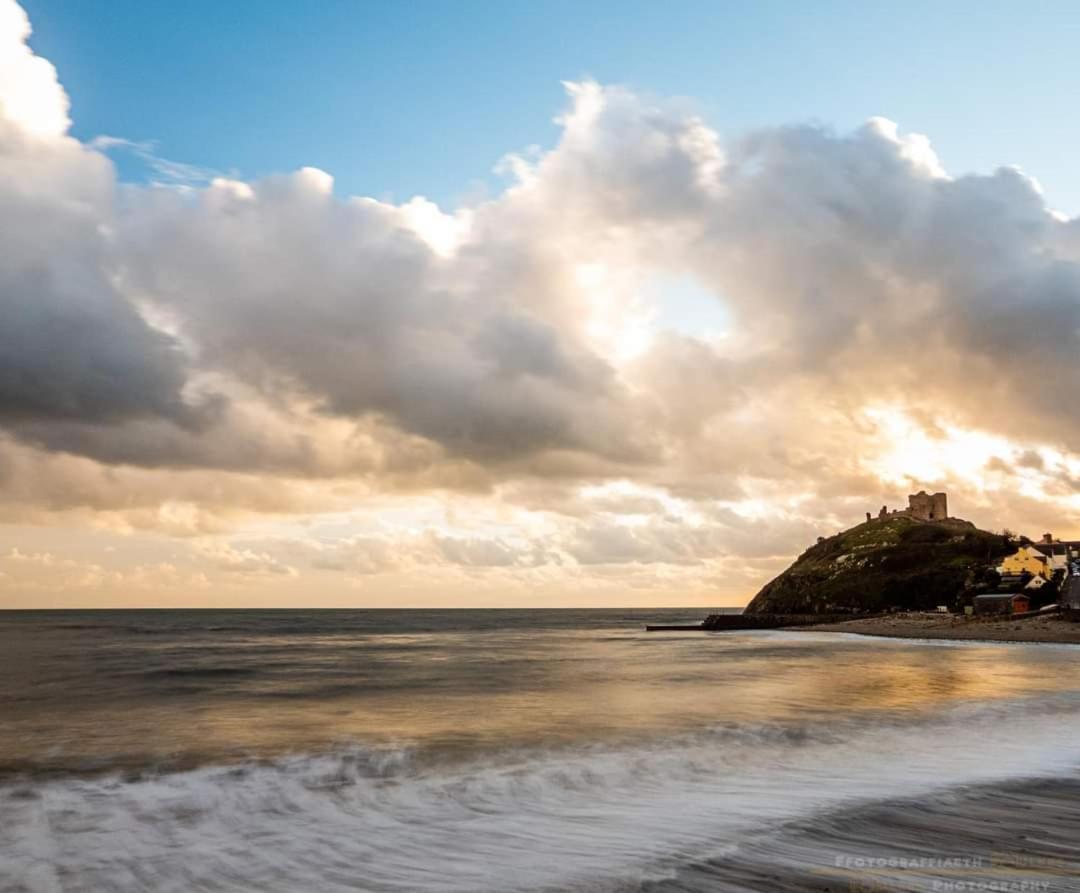 Hotel Craig-Y-Mor Criccieth Esterno foto